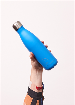 Ideal bottles to keep drinks cold for 24 hours. Keeps hot drinks warm for 12 hours. Brilliant Neon Blue colour. Leak proof and sweat free. Ideal for water, tea, coffee and of course - booze!. If you are after a versatile, durable and trustworthy companion for that commute to work that can doubly up as a festival wingman, then congratulations for finding Chilly's Neon bottles. Available in 4 stunning colours, these durable bottles promise to keep your hot drinks warm for up to 12 hours, ensuring that cold evening shift or long journey flies past with your favourite hot tipple by your side. These neon beauties also guarantee to keep cold beverages cold for an incredible 24 hours, meaning your healthy, hydrating water or naughty booze can will be just as refreshing in a day's time! The versatility and design of these flasks make them ideal for any season and occasion and once thoroughly washed, they are ready for you next adventure so have no fear in switching from boozy contents to warm coffee depending on your mood and activity.
